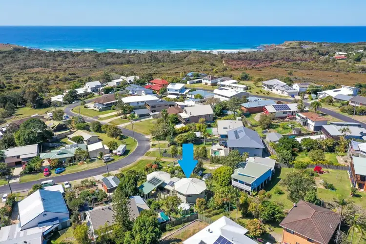 Second view of Homely house listing, 39 Ocean View Road, Arrawarra Headland NSW 2456