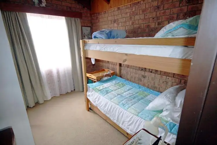 Sixth view of Homely apartment listing, 4/21 Magnolia Ave, Kalkite NSW 2627