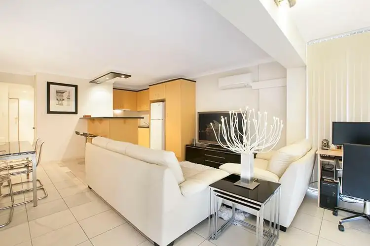 Fourth view of Homely unit listing, 4/115 Park Rd, Yeronga QLD 4104