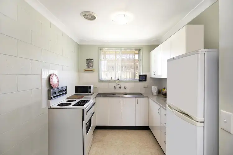 Fourth view of Homely villa listing, 3/31 Winifred Avenue, Umina Beach NSW 2257