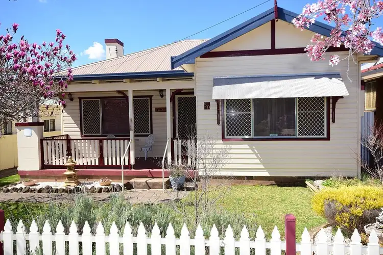 50 Endsleigh Avenue, Orange NSW 2800