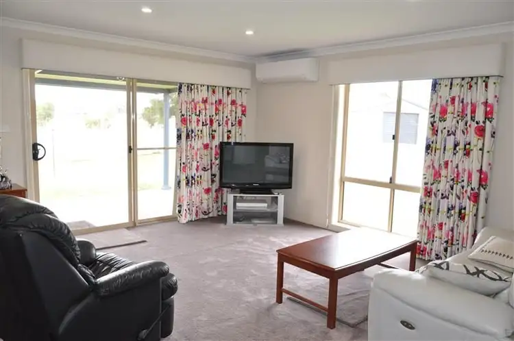 Third view of Homely townhouse listing, 2/8 Mcmillan Place, Forbes NSW 2871