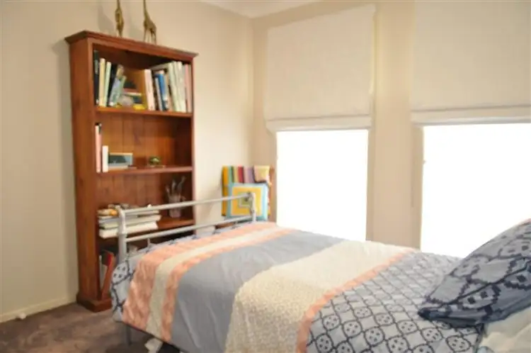 Seventh view of Homely townhouse listing, 2/8 Mcmillan Place, Forbes NSW 2871