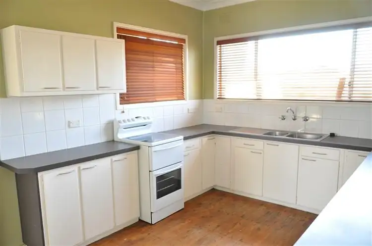 12 Facey Street, Forbes NSW 2871