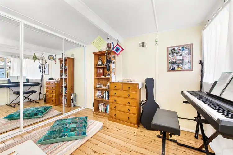 Sixth view of Homely house listing, 1 Trafalgar Avenue, Woy Woy NSW 2256