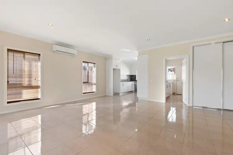 Sixth view of Homely unit listing, 1/28 Oshea Street, Lavington NSW 2641