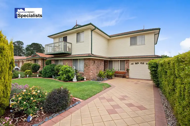 6 Spence Place, St Helens Park NSW 2560