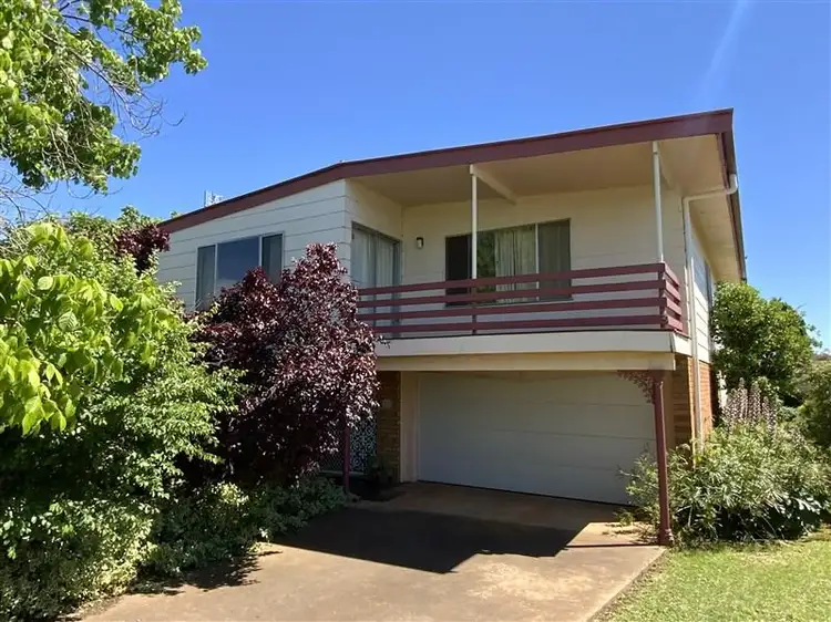 7 McDonnell Street, Forbes NSW 2871