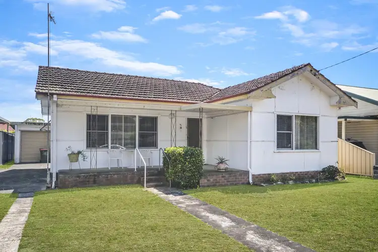 3 Florida Avenue, Woy Woy NSW 2256
