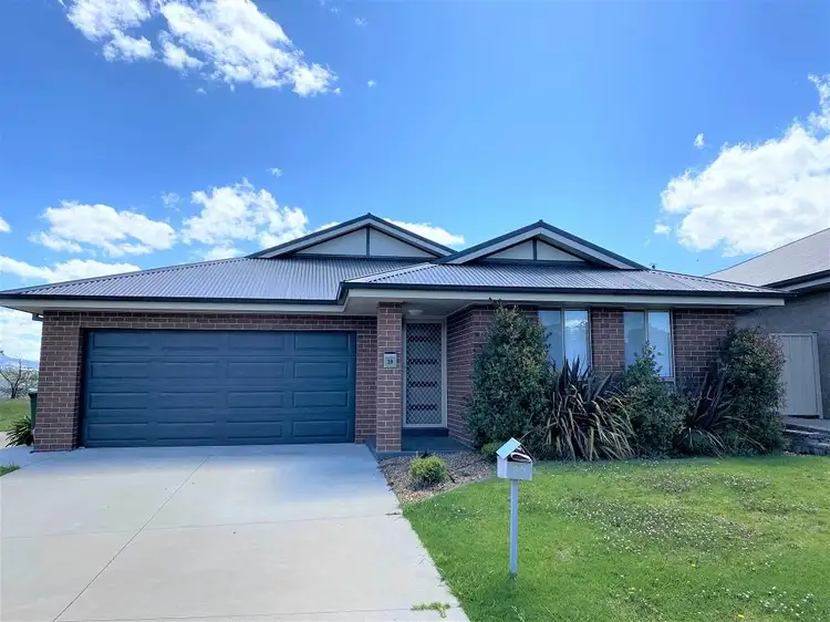 39 Botanic Way
