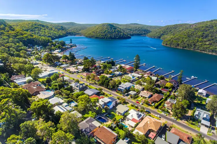 17 Woy Woy Bay Road