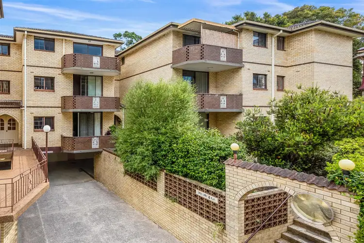 7/1-3 Sherbrook  Road, Hornsby NSW 2077