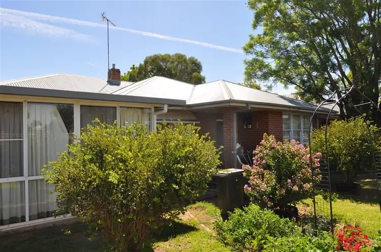 53 Union Street, Forbes NSW 2871