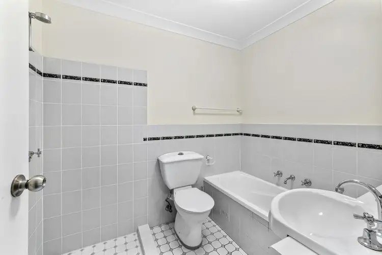 Fifth view of Homely villa listing, 9/30 School Street, Kincumber NSW 2251