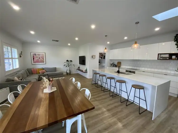 54 Clement Street, Forbes NSW 2871