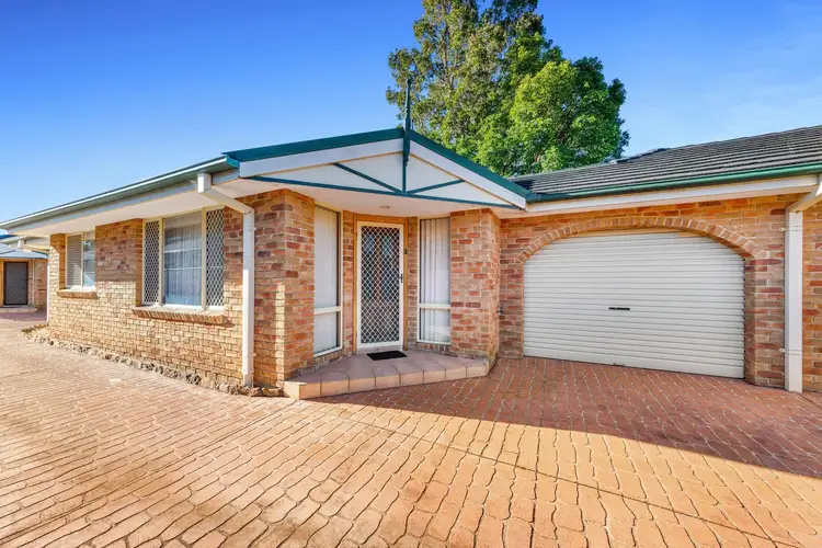 2/83 Victoria Road, Woy Woy NSW 2256