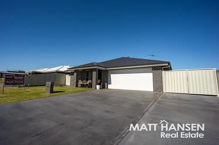 14 Snowy Crescent, Dubbo NSW 2830