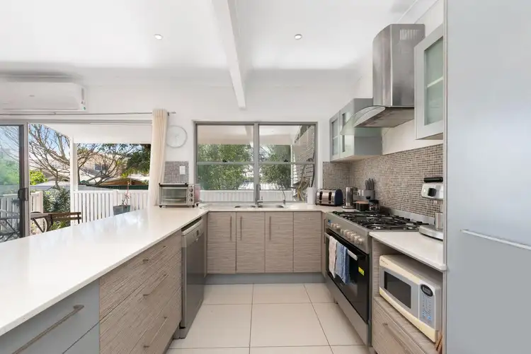 44 Sexton Street, Tarragindi QLD 4121