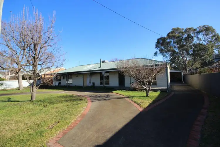 Second view of Homely house listing, 10 St Johns Court, Jindera NSW 2642