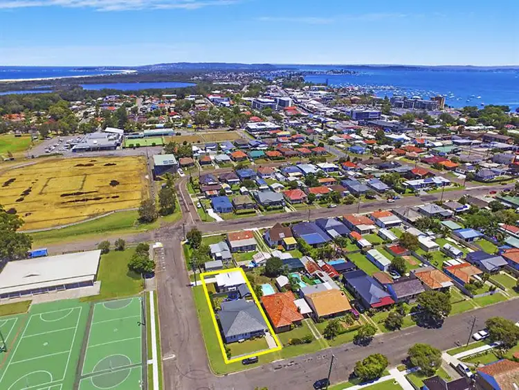 Seventh view of Homely house listing, 2 Hitchcock  Ave, Belmont NSW 2280