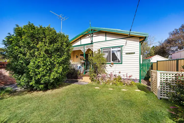 4 Farnell Road, Woy Woy NSW 2256