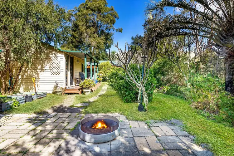 Second view of Homely house listing, 4 Farnell Road, Woy Woy NSW 2256
