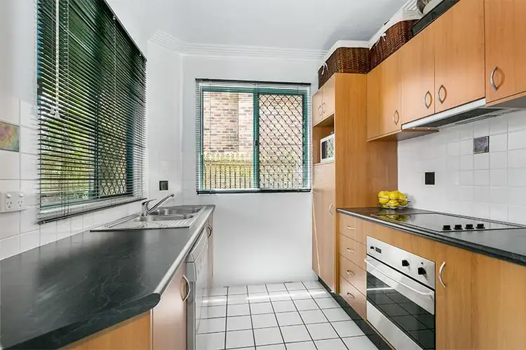 Fourth view of Homely unit listing, 2/45 Shottery St, Yeronga QLD 4104