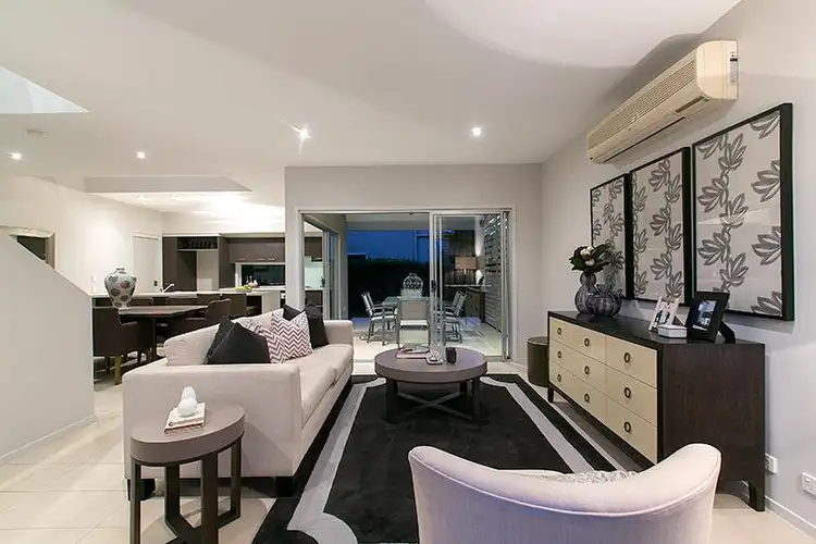 Fourth view of Homely townhouse listing, 2/99 Ashby St, Fairfield QLD 4103