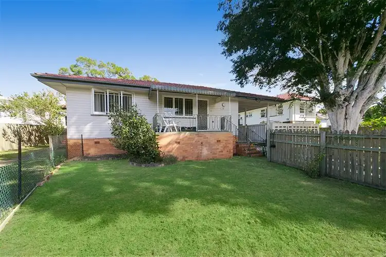 Third view of Homely house listing, 20 Allamanda St, Fairfield QLD 4103