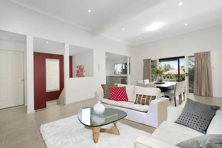 Main view of Homely townhouse listing, 1/18 Franklin St, Annerley QLD 4103