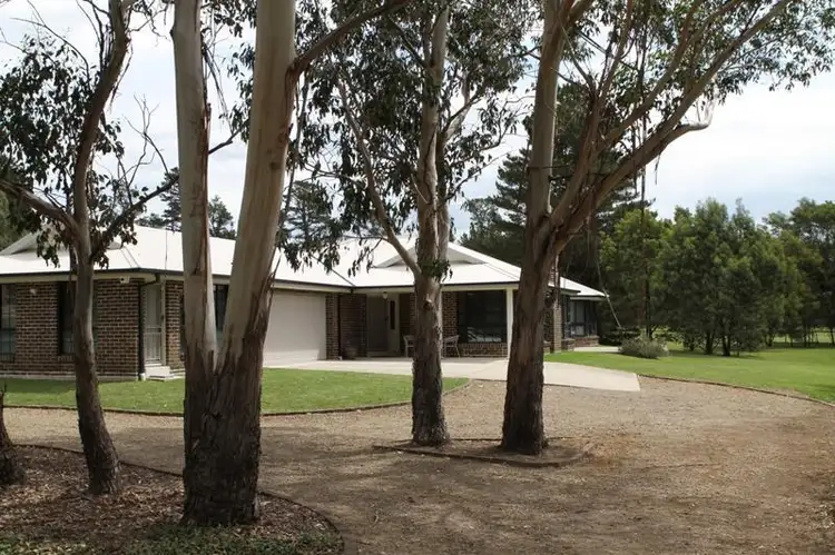 27 Bromhall Rd, Bundanoon NSW 2578