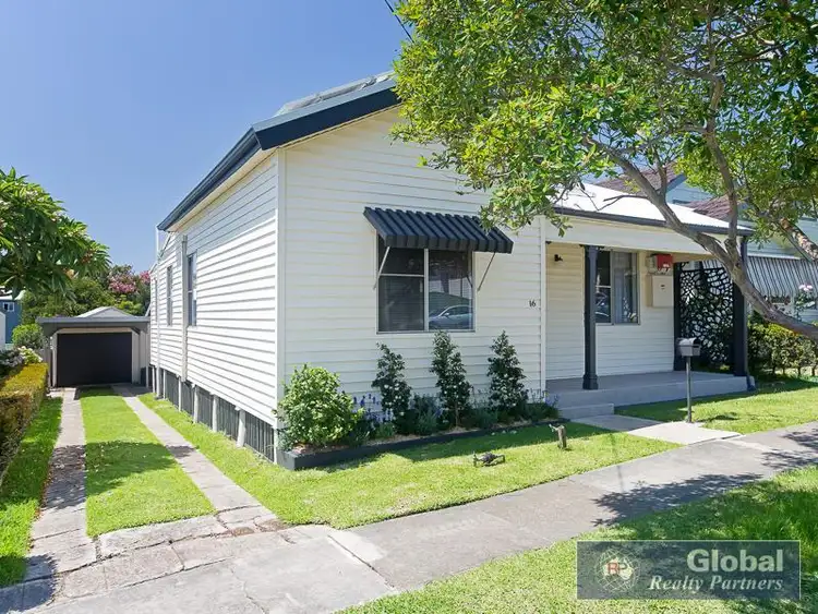 16 Carandotta St, Mayfield West NSW 2304