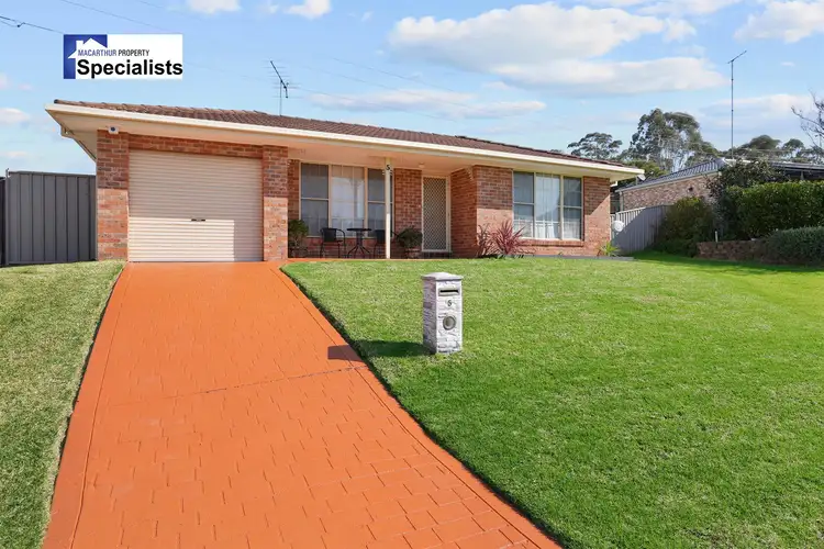5 Stephano Place, Rosemeadow NSW 2560