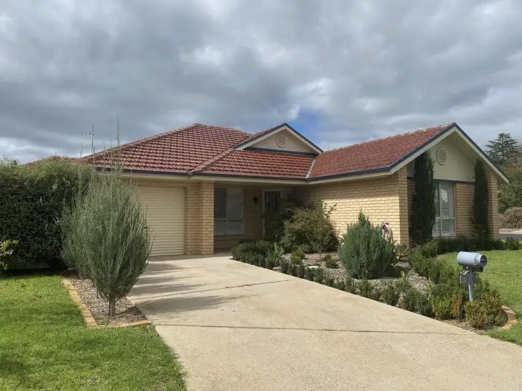 5 Bimble Close, Orange NSW 2800