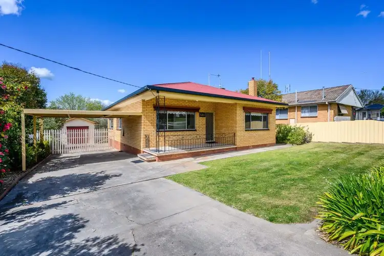 Second view of Homely house listing, 586 East Street, East Albury NSW 2640