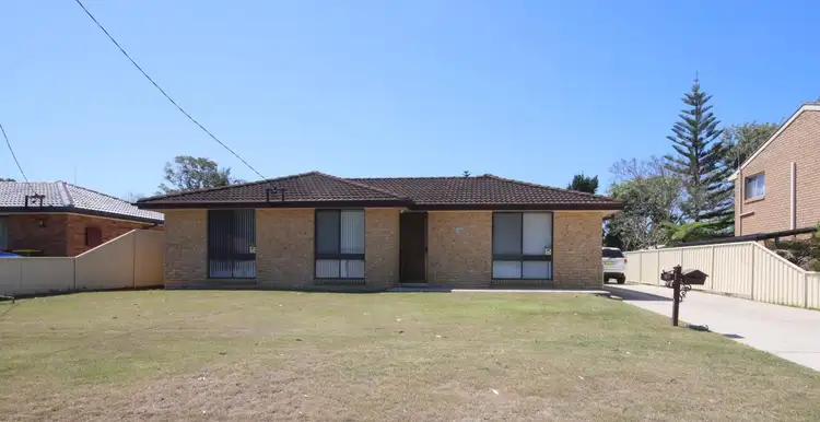 13 Poilus Parade, Tanilba Bay NSW 2319