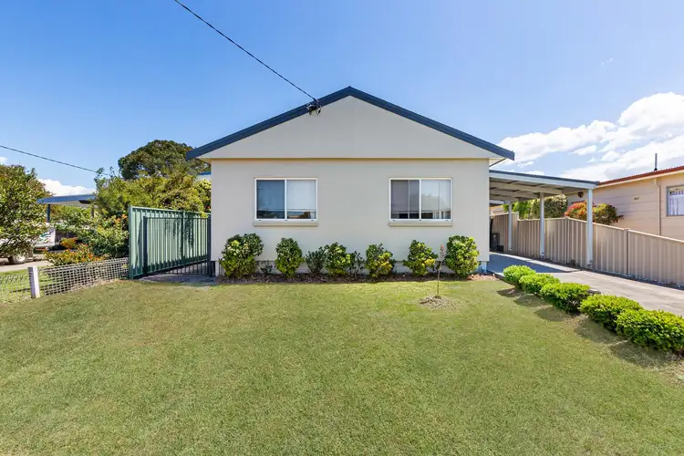 9 Cogra Road, Woy Woy NSW 2256