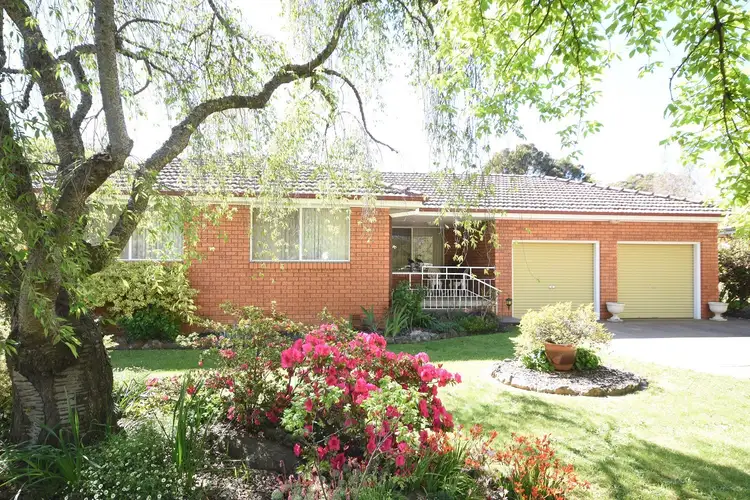 40 Kooronga Avenue, Orange NSW 2800