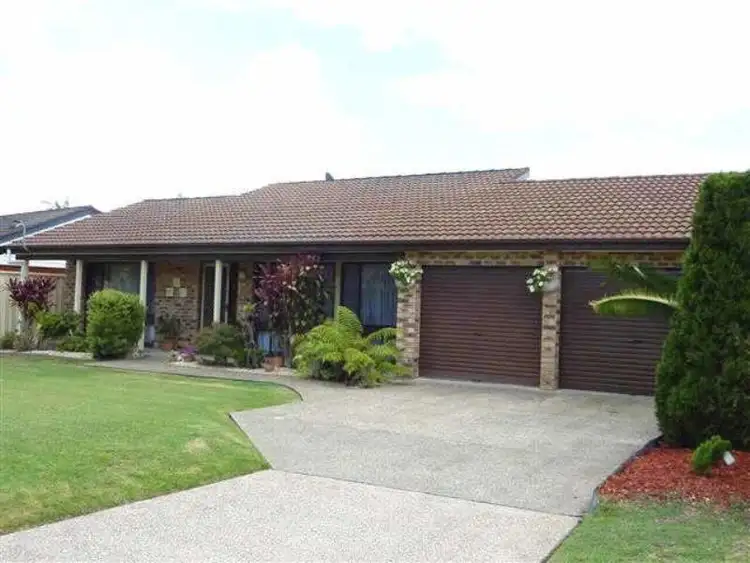 19 Discovery Dr, Forster NSW 2428