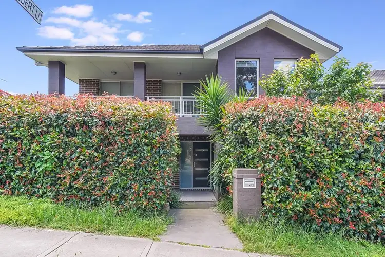 1/12 Regents Street, Campbelltown NSW 2560