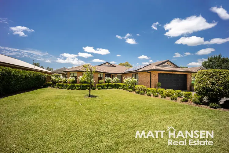 4 Savoy  Place, Dubbo NSW 2830
