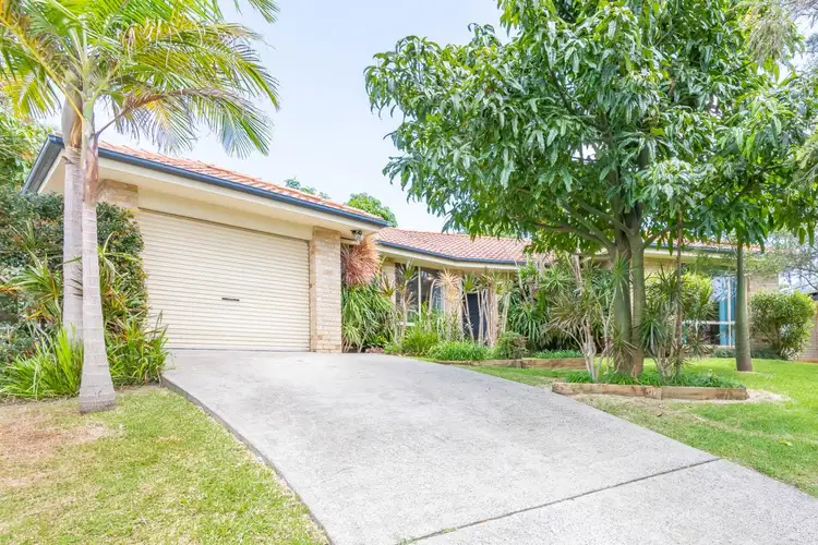 6 Sassafras Close, Woolgoolga NSW 2456