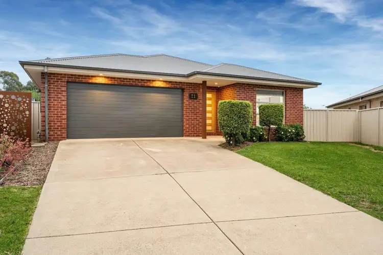 21 Britton Court, Jindera NSW 2642