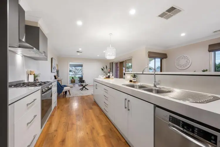 Fifth view of Homely house listing, 21 Britton Court, Jindera NSW 2642