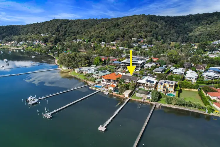 11 Couche Crescent, Koolewong NSW 2256