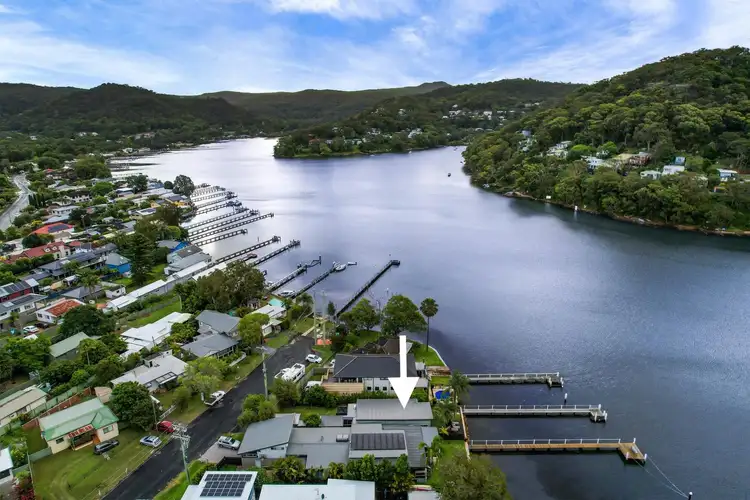 6 Rawson Road, Woy Woy NSW 2256