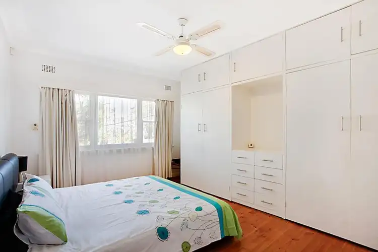 Fifth view of Homely house listing, 8 Uther Ave, Bradbury NSW 2560