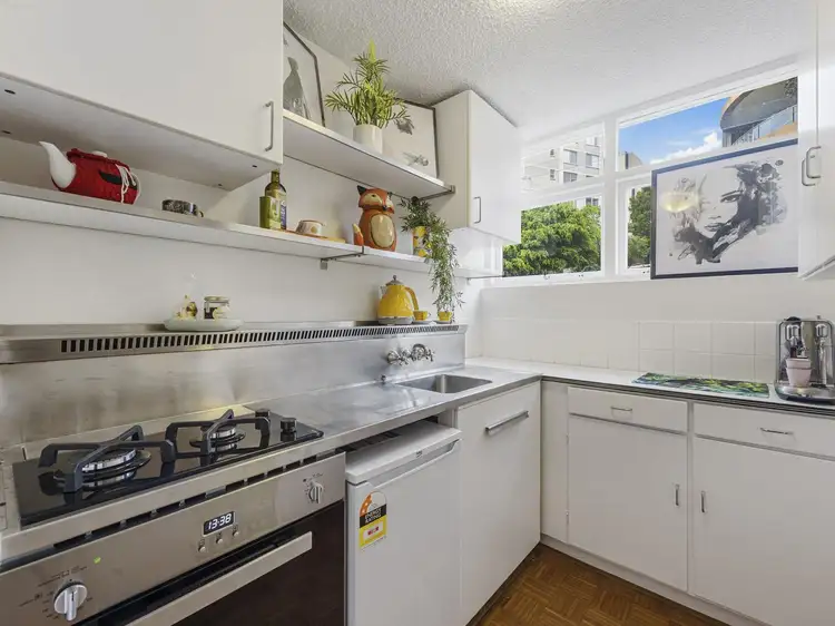 Fourth view of Homely studio listing, 32/5-7 Esplanade 0, Elizabeth Bay NSW 2011