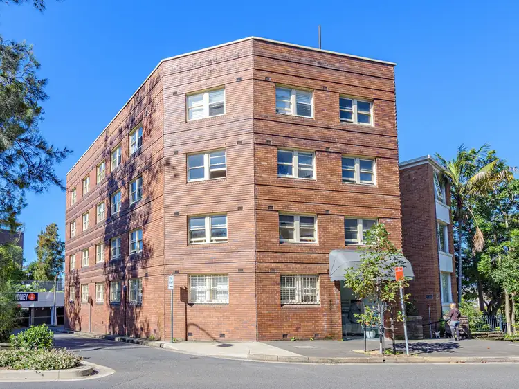 Main view of Homely apartment listing, 5/2 Ward Avenue, Elizabeth Bay NSW 2011