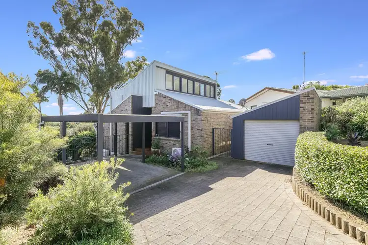 16 Athel Tree Crescent, Bradbury NSW 2560